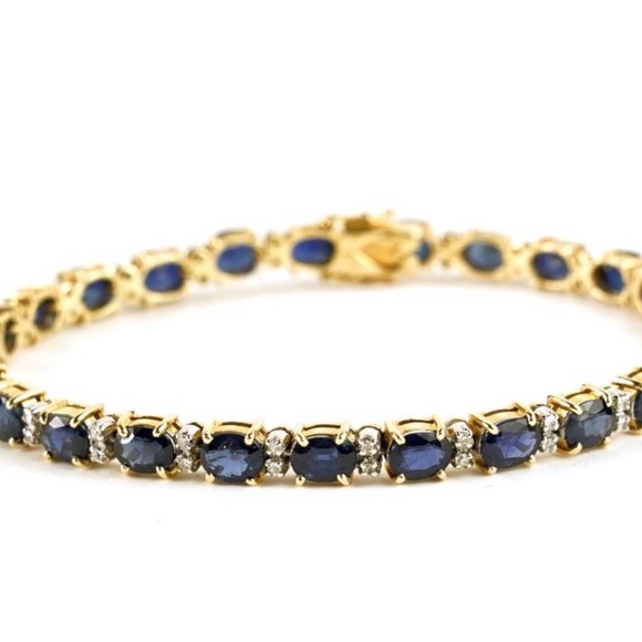 Elegant Vintage 14KT Gold and Sapphire Tennis Bracelet - Picture 2 of 2